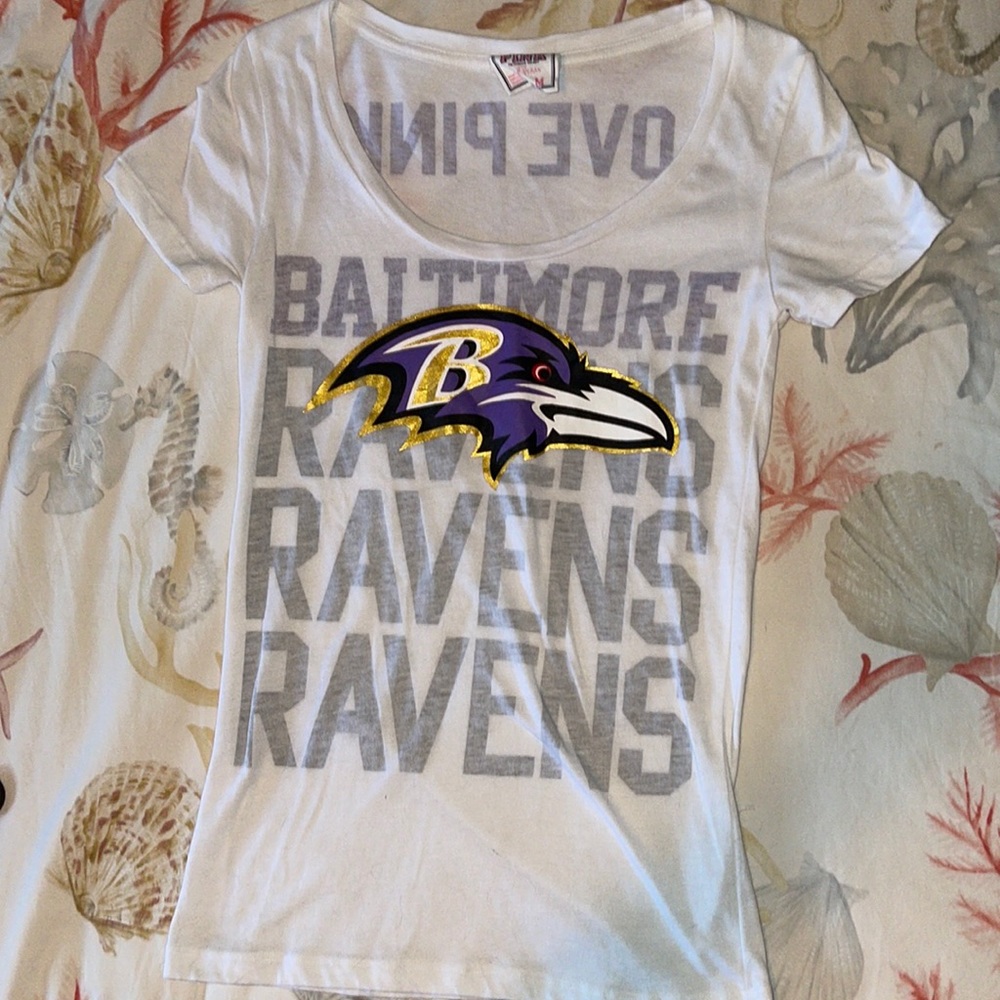 Women's PINK by Victoria's Secret NFL Ravens T-shirt size M.